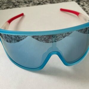 Goodr cycling glasses never used.